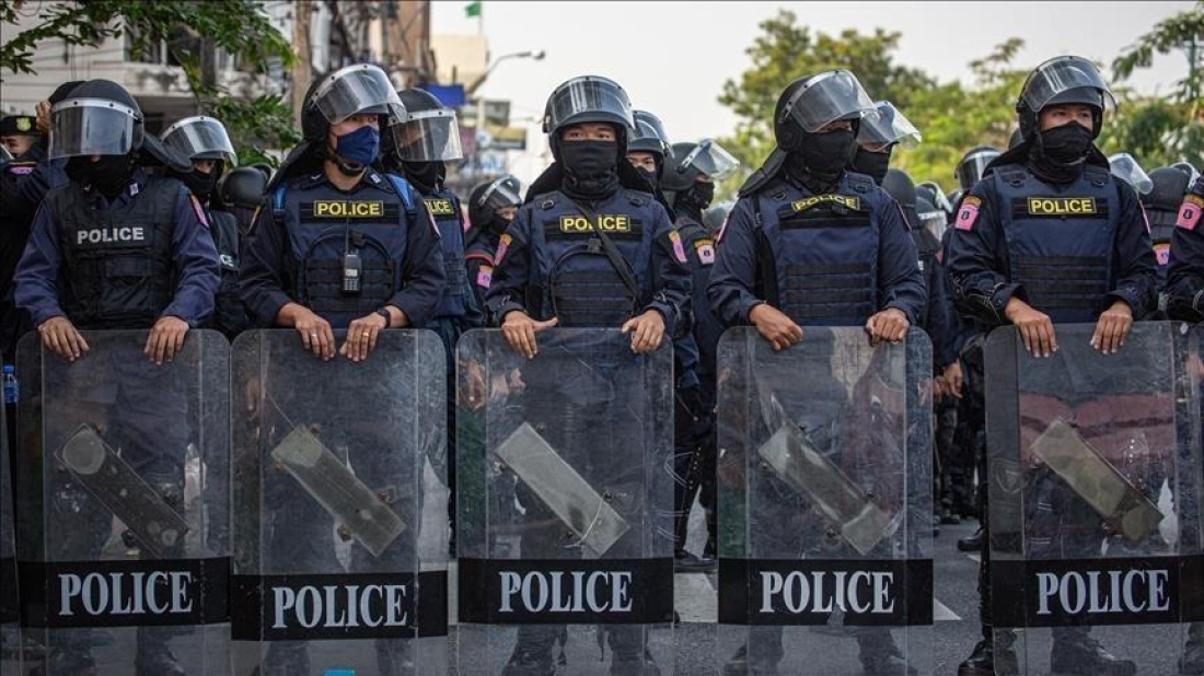Explosions, gunfire injure 16 in Thailand