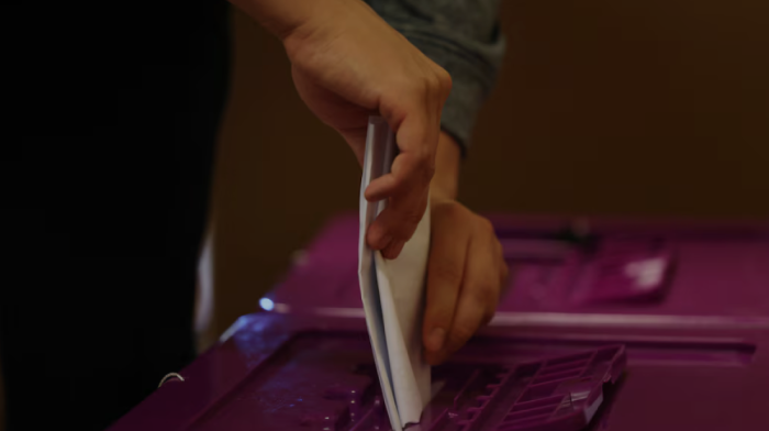 Early voting in Australia election begins, PM Albanese's party holds slender lead