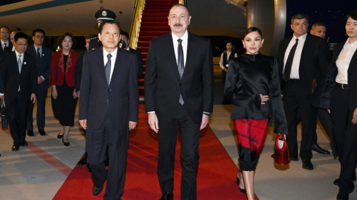 Azerbaijan’s President begins official visit to China