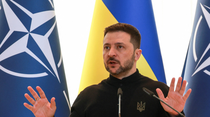 Zelenskyy open to talks as Putin hints at front-line ceasefire