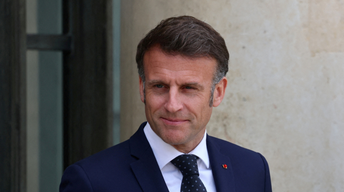 Macron: Ukraine ready for unconditional ceasefire