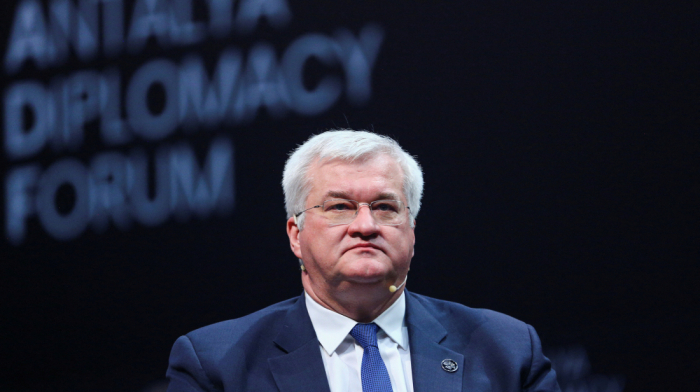 Ukraine ready for lasting ceasefire, says foreign minister