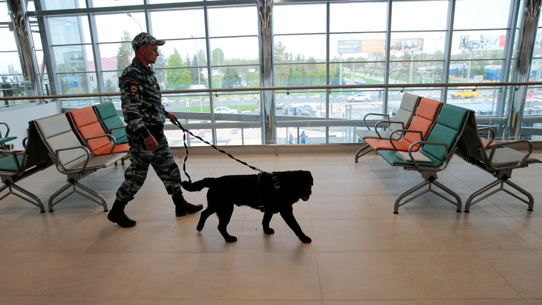 Putin restores 'Stalingrad' name to Volgograd airport in wartime gesture  Preheading: