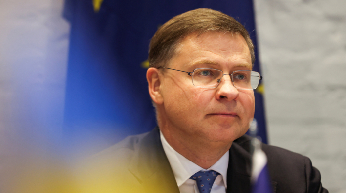 12 EU countries request deficit leeway to boost defence spending