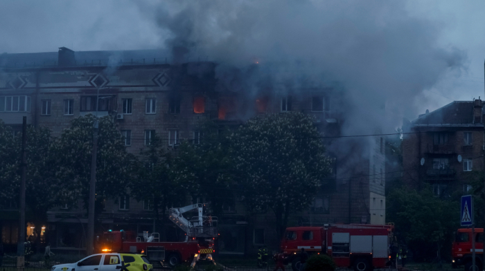 Russia and Ukraine exchange deadly air strikes as capitals face drone attacks