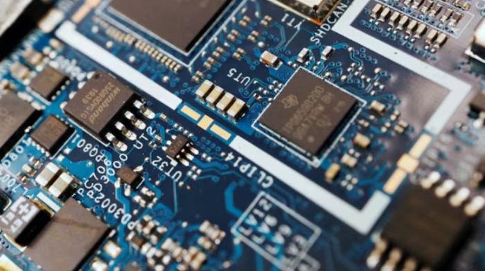 Trump administration reviews AI chip export policies
