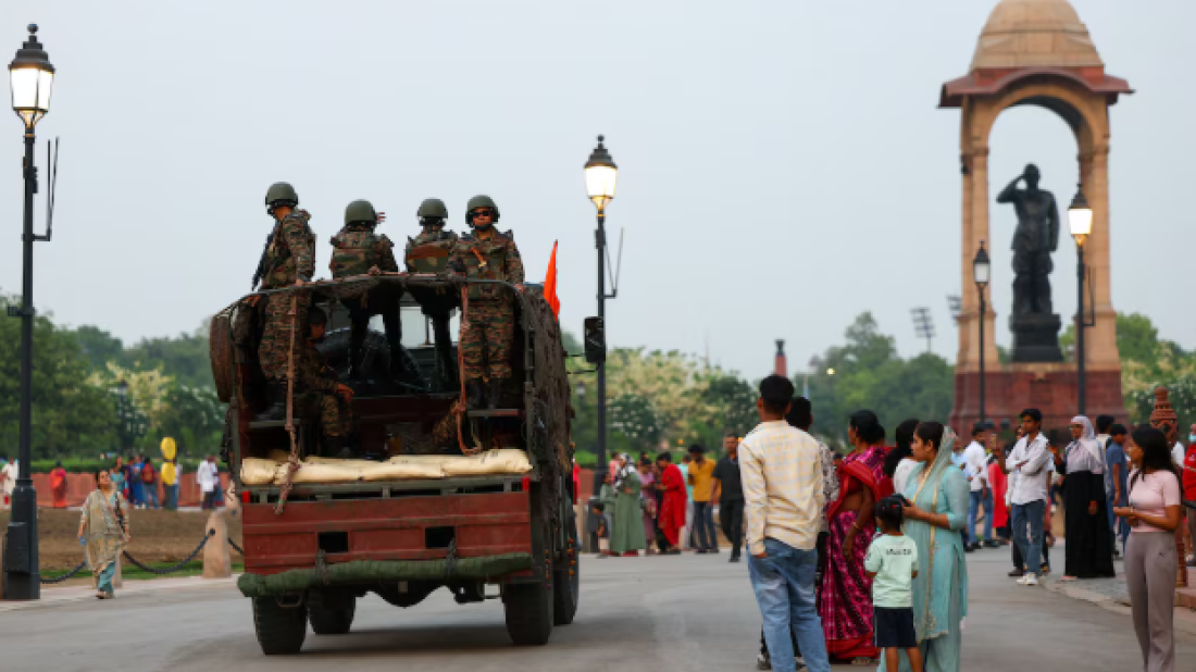 Explosions near airport raise fears of escalation in India-Pakistan tensions over Kashmir