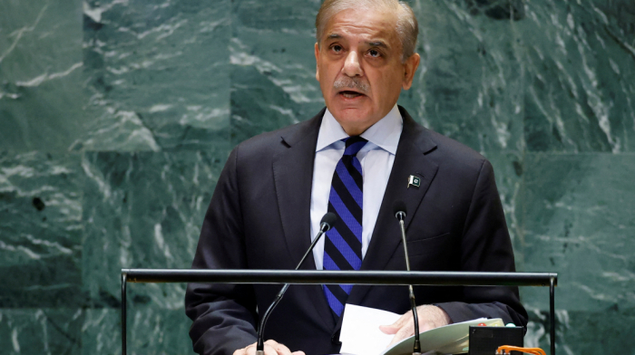 Pakistani PM praises military, thanks U.S. for ceasefire mediation