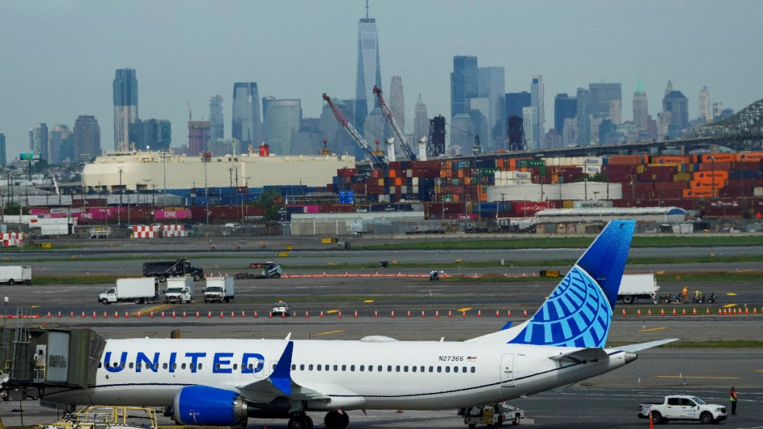 United Airlines unveils new Boeing 787 Dreamliner interiors amid flight disruption concerns