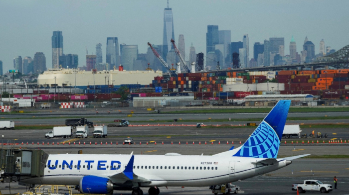 United Airlines unveils new Boeing 787 Dreamliner interiors amid flight disruption concerns
