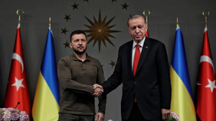 Zelenskyy meets Erdogan in Ankara ahead of peace talks