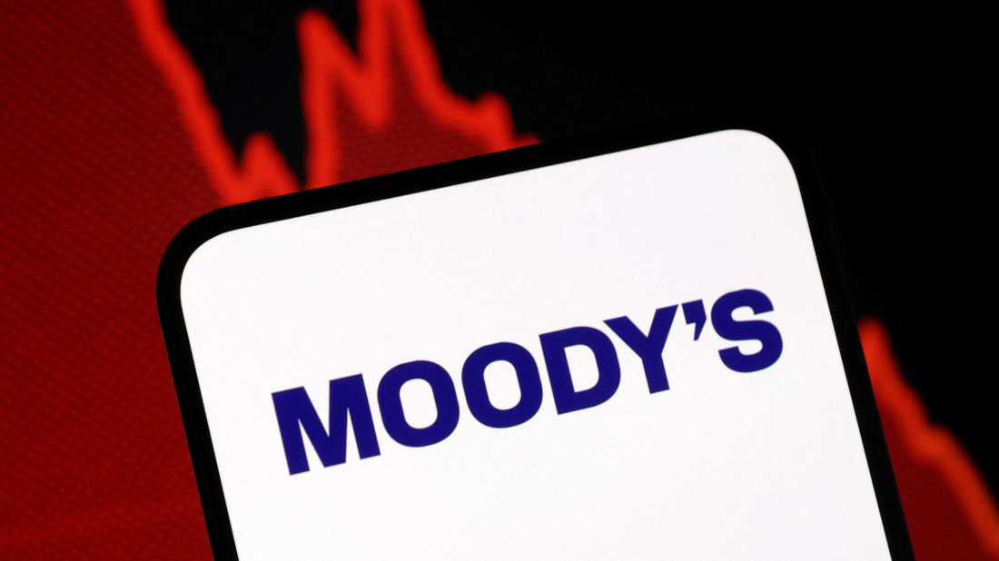 Moody’s strips US of last top credit rating over debt concerns