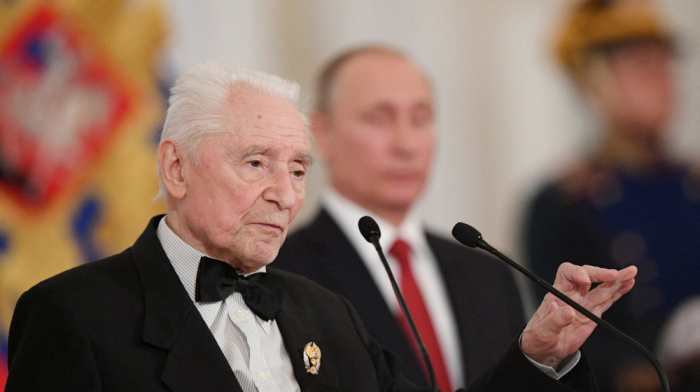 Russian ballet supremo Yuri Grigorovich dies at 98
