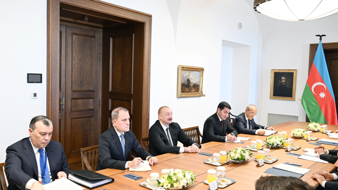 President of Azerbaijan Ilham Aliyev held expanded meeting with Prime Minister of Hungary in Budapest
