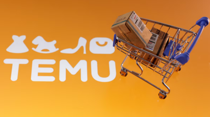 EU plans €2 fee on low-value e-commerce parcels