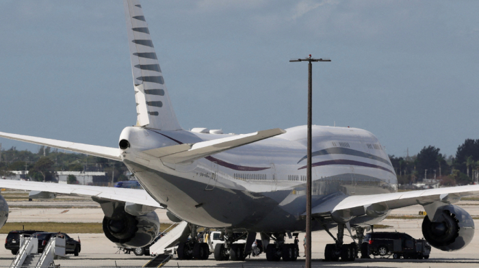 Trump administration officially accepts Boeing 747 jet from Qatar