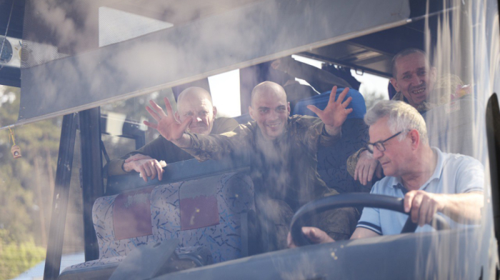 Russia and Ukraine each confirm return of 390 people in major prisoner swap