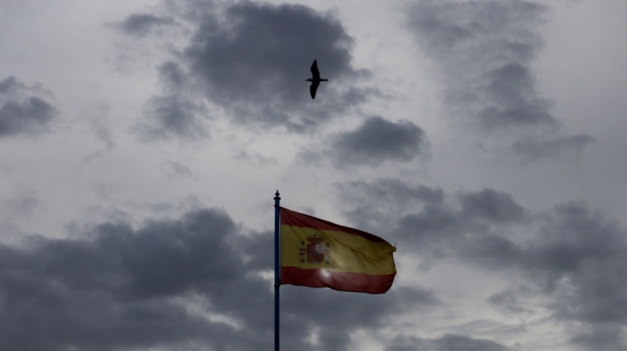 France, Spain, and others back aviation tax on premium flyers, private jets to fund climate action