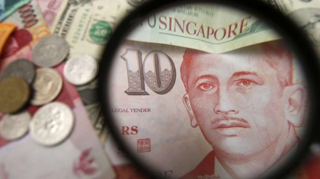 Singapore dollar rises amid renewed U.S. tariff threats