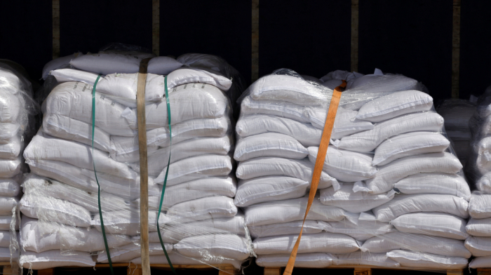 Gaza aid deliveries begin as new interim director appointed