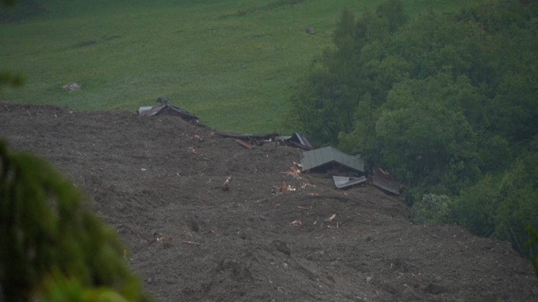 90 percent of Swiss village buried after glacier collapse