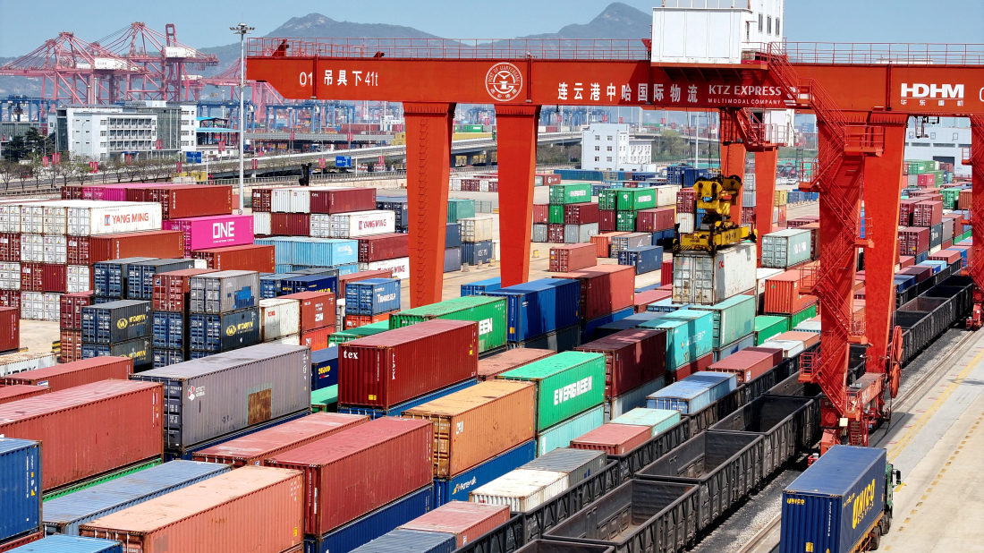Alashankou Port in Xinjiang Sees 3,000+ China-Europe Trains Jan–May