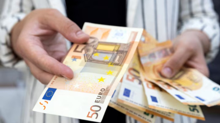 Bulgaria likely to get green light to adopt euro from 2026