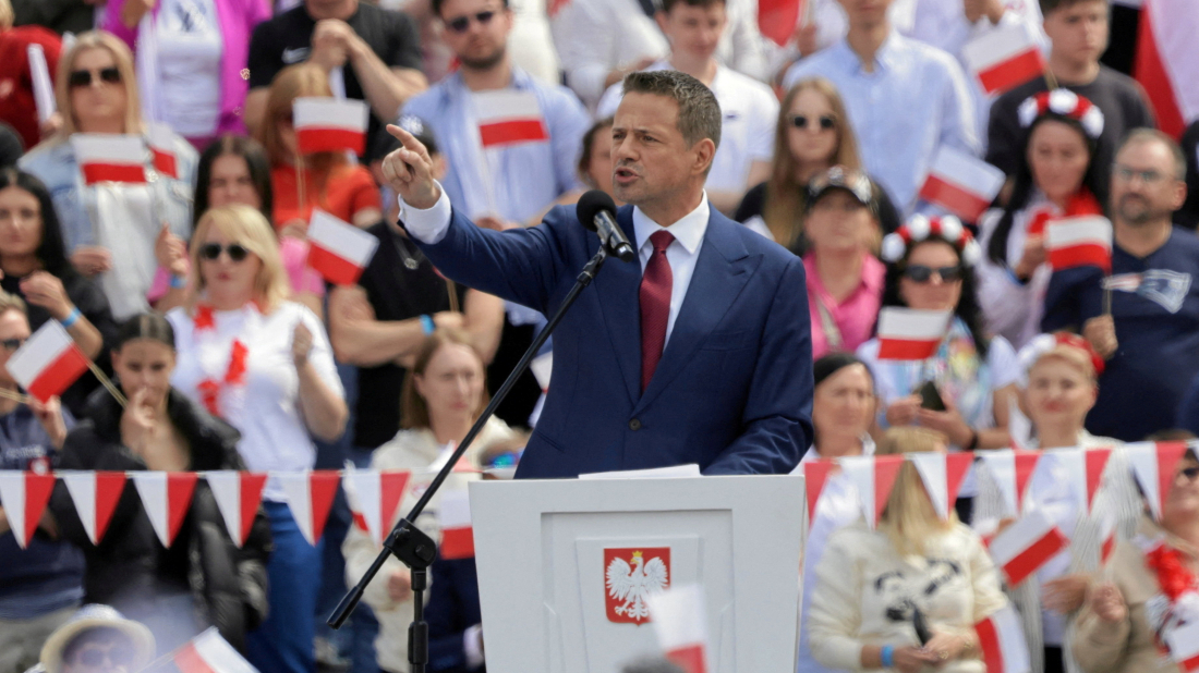 Poland presidential poll shows Trzaskowski leading Nawrocki