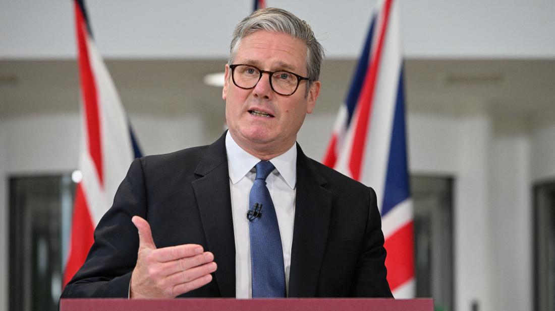 UK PM Starmer warns Farage's "fantasy" fiscal plans would crash the economy