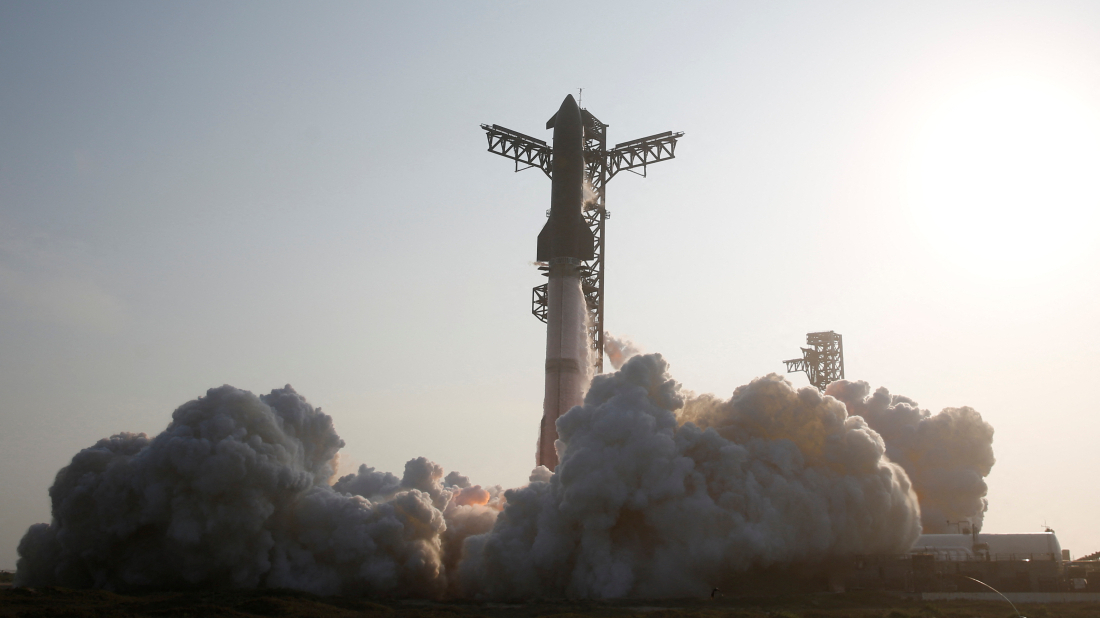 FAA orders investigation after SpaceX Starship midflight failure