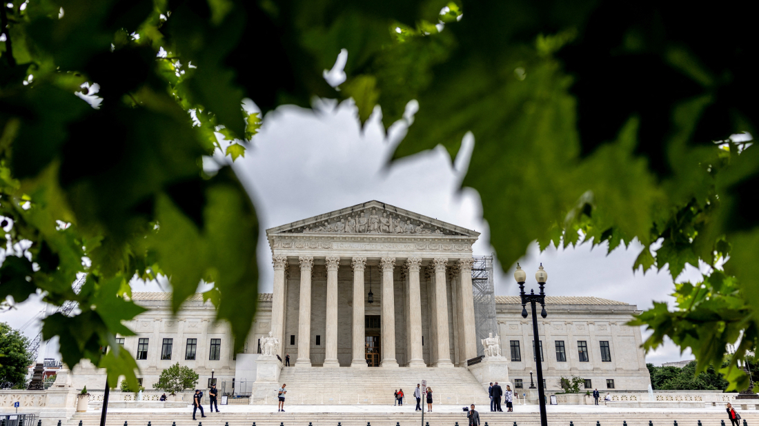 Supreme Court lets Trump revoke legal status of over 500000 migrants