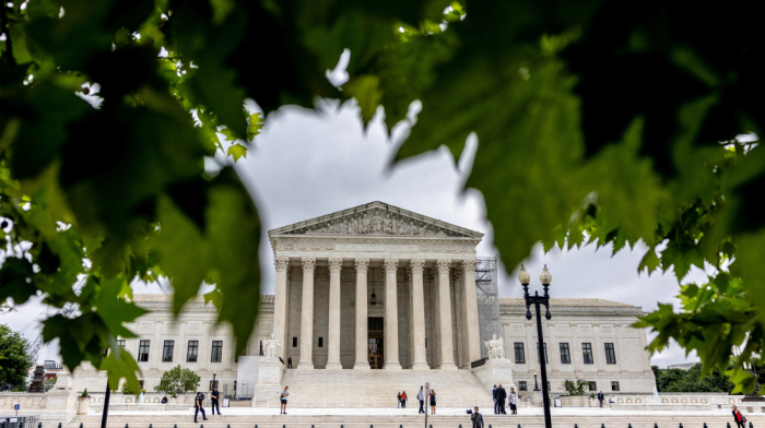 Supreme Court lets Trump revoke legal status of over 500000 migrants
