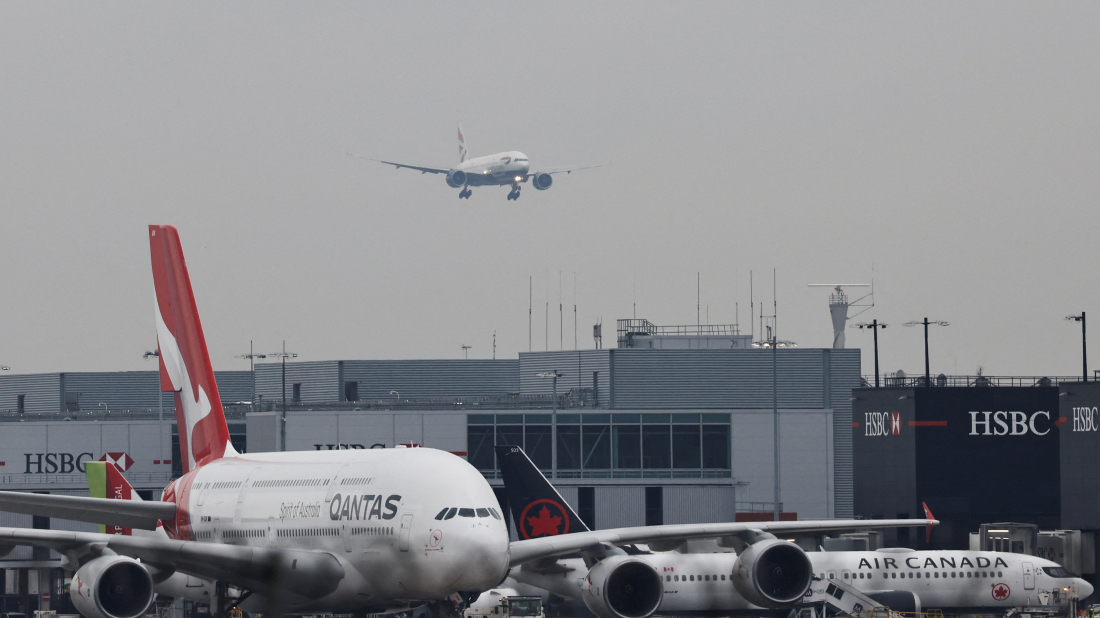 Trade tensions and plane delivery delays challenge airline growth