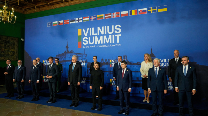 Danish PM says Ukraine seems successful in defending itself