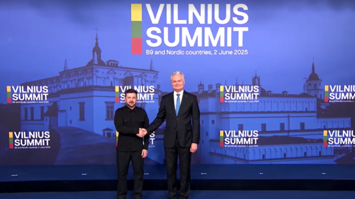 Zelenskyy congratulates Polish nationalist Nawrocki on presidential win