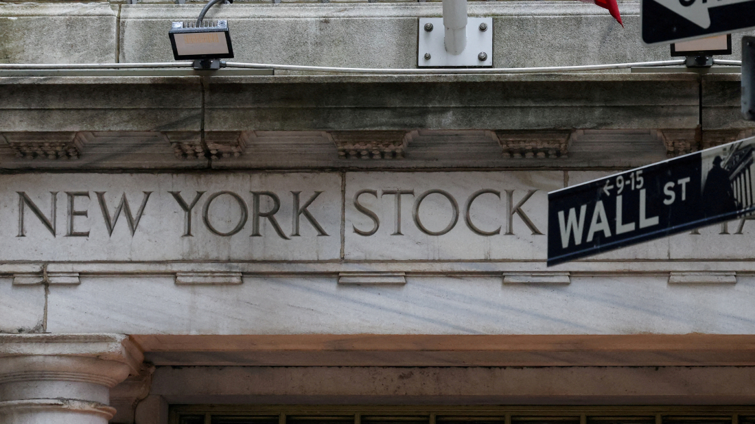 Wall Street edges toward record highs despite trade worries and weak manufacturing