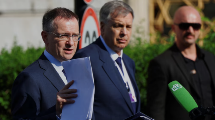 Russia demands Ukraine surrender land and limit military