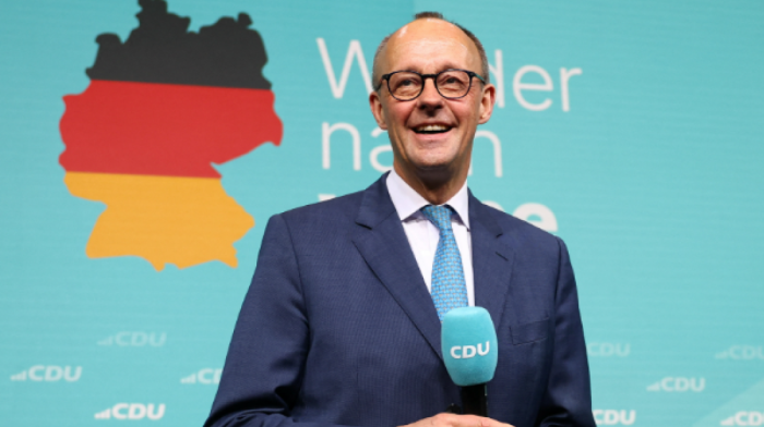 Merz defies court ruling, vows to continue rejecting asylum seekers at German borders