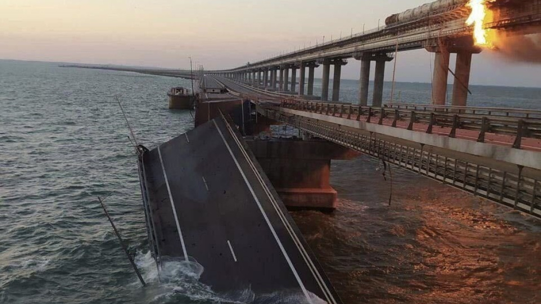 Ukraine has struck the bridge connecting Russia to Crimea