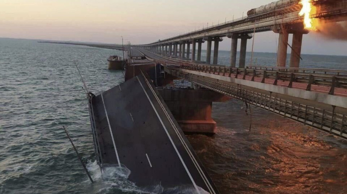 Ukraine has struck the bridge connecting Russia to Crimea