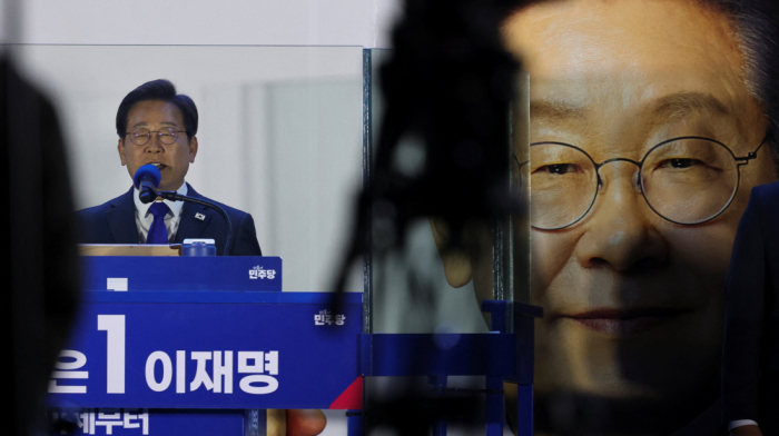 White House calls South Korea's vote fair but warns of Chinese influence