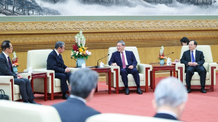 Chinese Premier Li Qiang meets Japanese trade delegation
