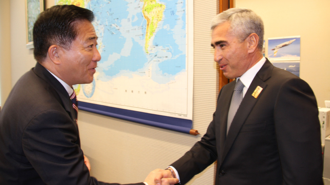 Assistant to President of Azerbaijan meets with Advisor to Japan PM