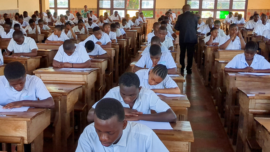 Students in rebel‑held Eastern Congo sit state exams amid fragile truce