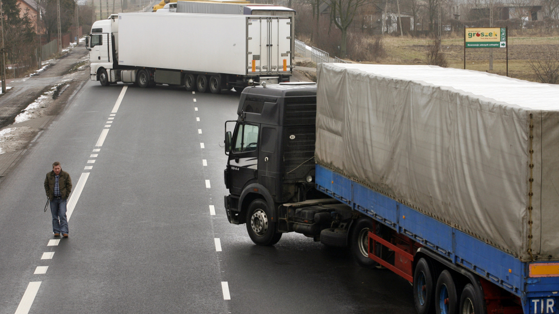 On board driverless lorries hoping to transform China’s transport industry