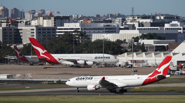 Qantas A380 makes emergency landing in Baku
