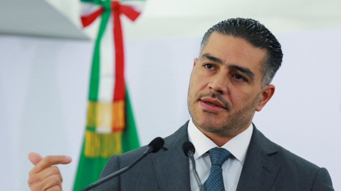 Mexico says drug cartels are recruiting former Colombian soldiers