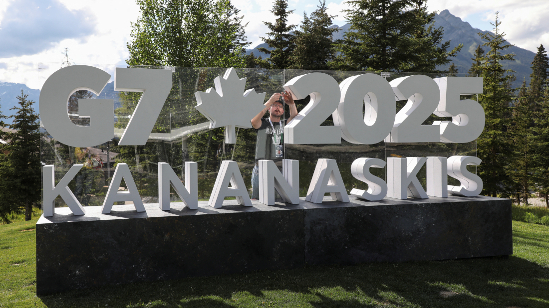 G7 leaders meet in Canada hoping to avoid Trump clash