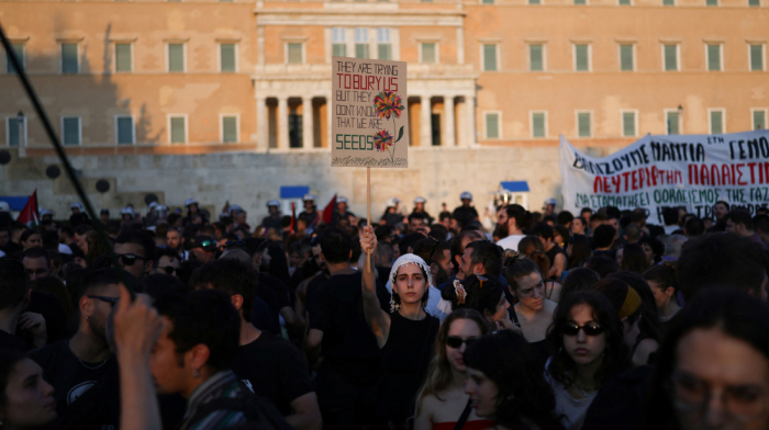 Protesters in Athens demand aid access to Gaza