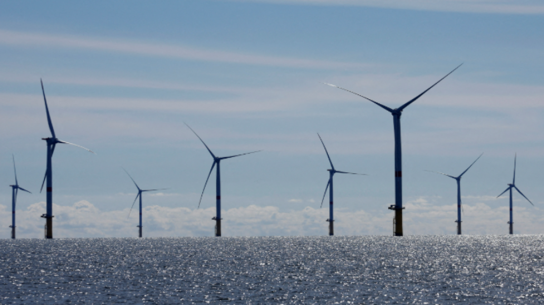 Indonesia and Singapore pledge stronger ties in defense and green economy